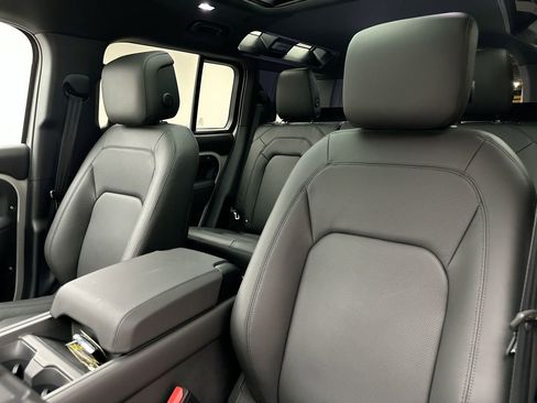 New 2026 Land Rover Defender 110 S AWD/4WD image 18
