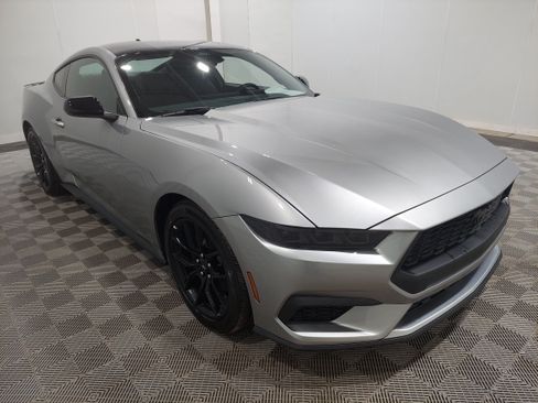 Used 2026 Ford Mustang Coupe w/ Mustang Nite Pony Package RWD image 4