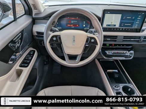 Used 2023 Lincoln Corsair FWD w/ Equipment Group 101A image 16