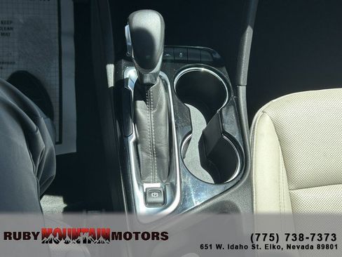 Used 2024 Buick Encore GX Sport Touring AWD/4WD image 18
