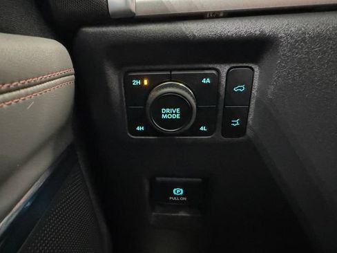 Certified 2025 Ford Expedition Active AWD/4WD image 16