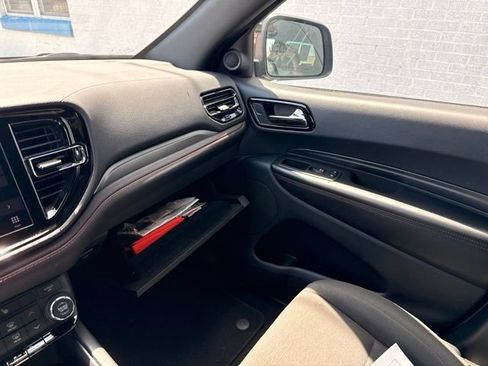Used 2025 Dodge Durango GT AWD/4WD image 23
