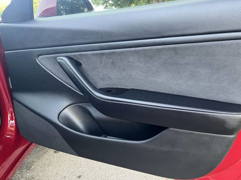 Used 2018 Tesla Model 3 Long Range image 31