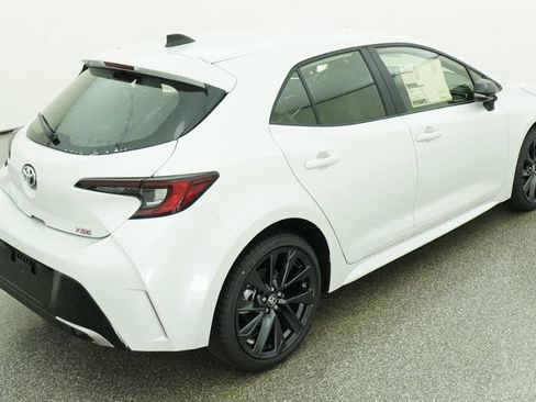 New 2026 Toyota Corolla XSE FWD image 4