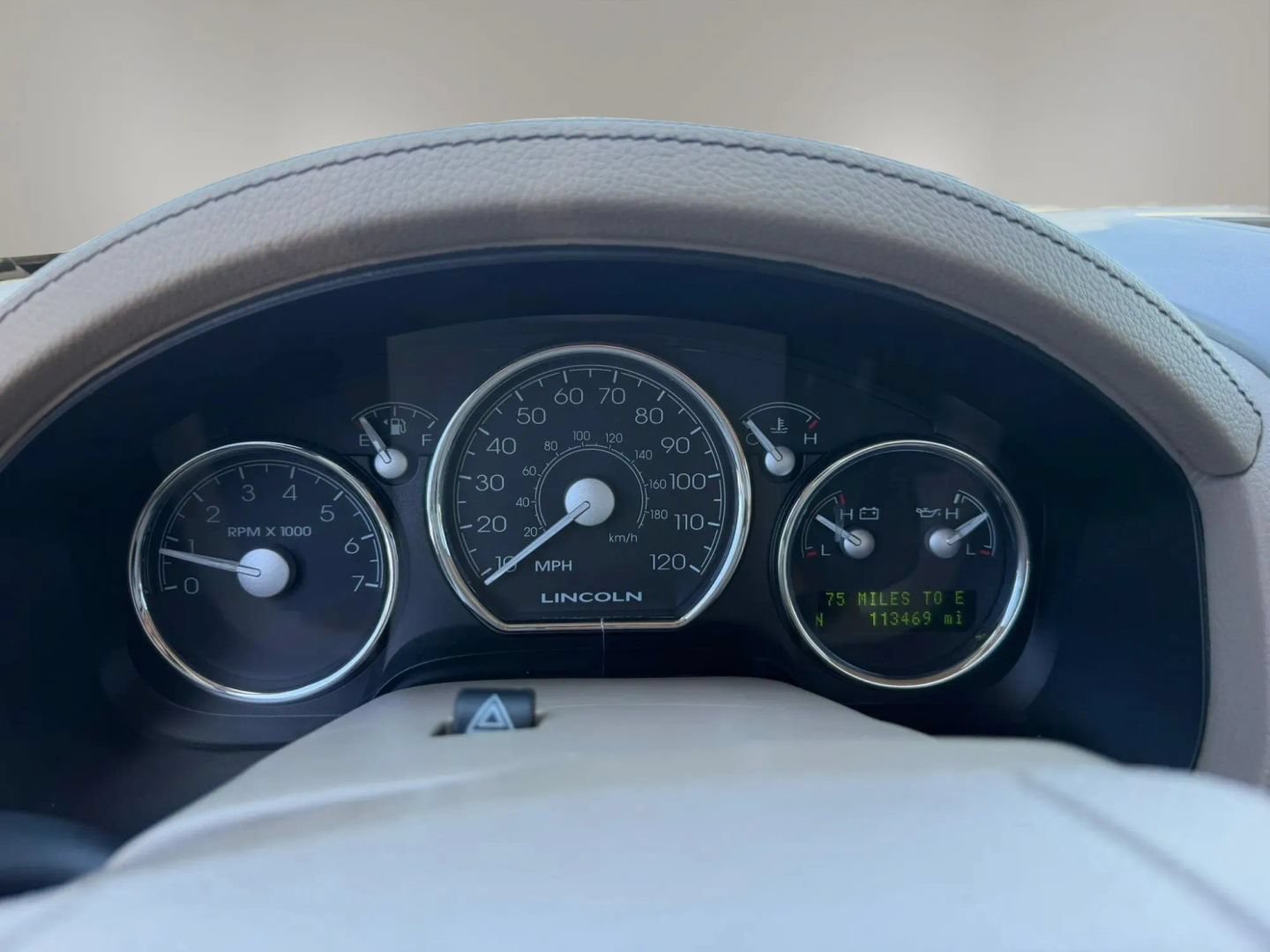 Used 2006 Lincoln Mark LT 2WD image 23