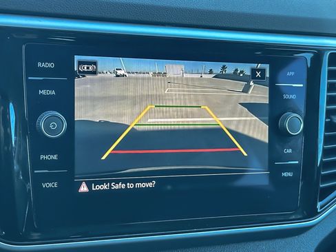 Used 2023 Volkswagen Atlas SE image 19