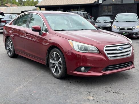 Used 2015 Subaru Legacy 2.5i Limited AWD/4WD image 3