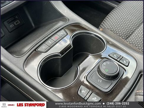 Certified 2020 GMC Acadia AT4 AWD/4WD image 33