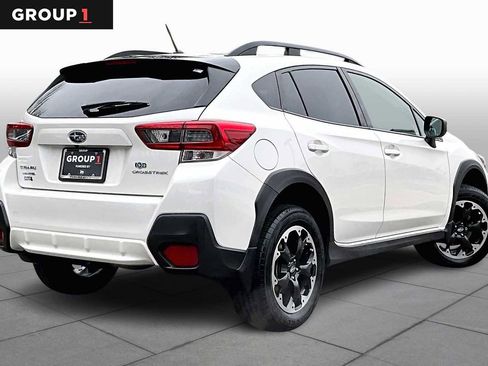 Certified 2023 Subaru Crosstrek 2.0i image 12