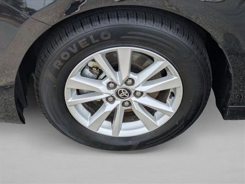 Used 2025 Toyota Camry LE FWD image 20