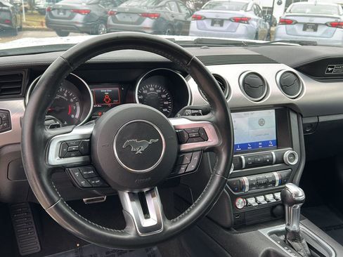 Used 2020 Ford Mustang Premium image 13