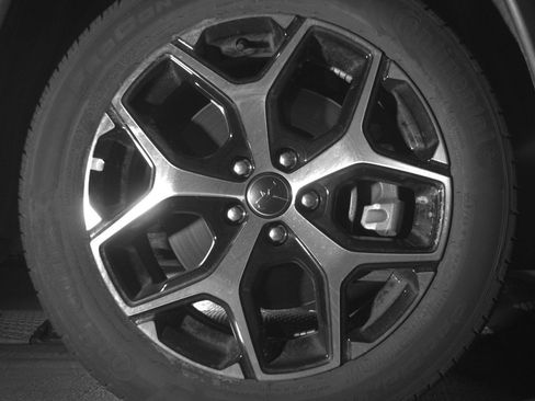 Used 2025 Jeep Compass Limited image 13