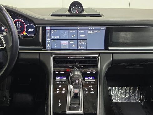 Certified 2020 Porsche Panamera GTS AWD/4WD image 16