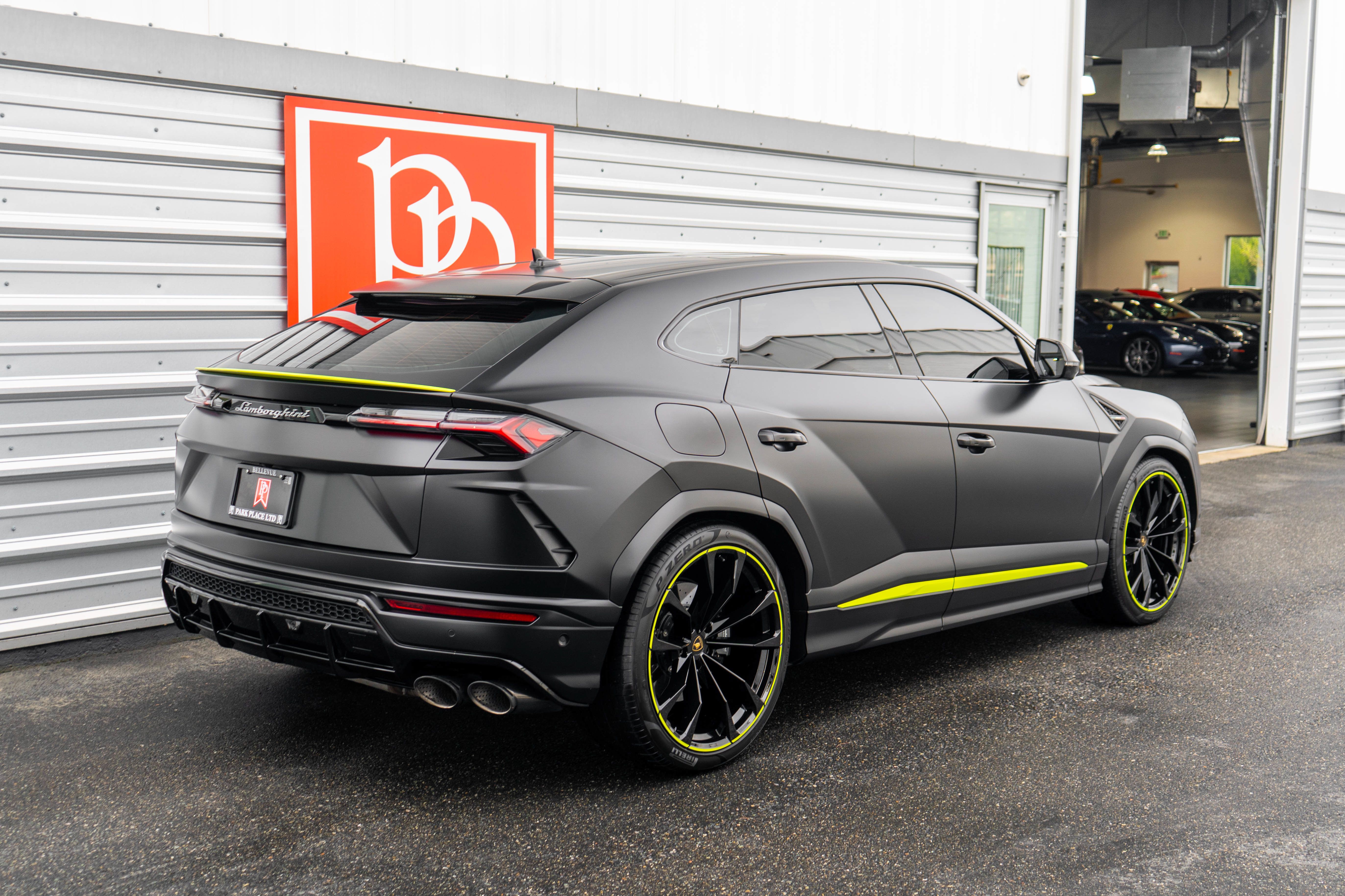 Used 2021 Lamborghini Urus AWD/4WD image 52