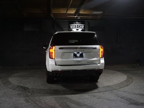 Used 2021 Chevrolet Tahoe Premier w/ Premium Package AWD/4WD image 11