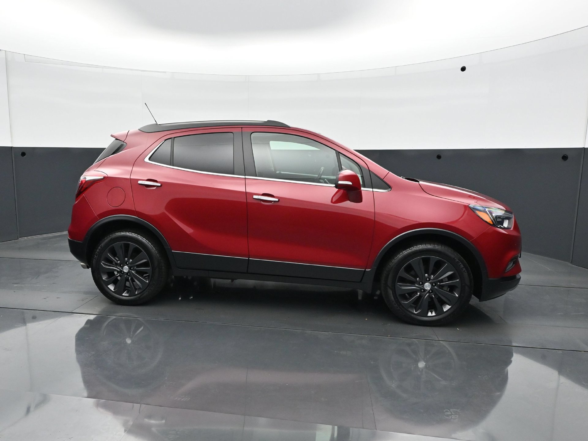 Used 2019 Buick Encore Essence w/ Safety Package II AWD/4WD image 8