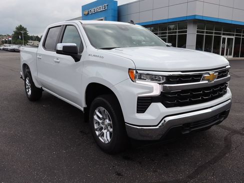 New 2026 Chevrolet Silverado 1500 LT AWD/4WD image 2