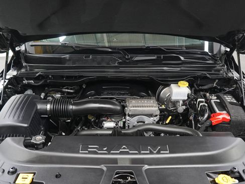 Used 2023 RAM 1500 Big Horn AWD/4WD image 27