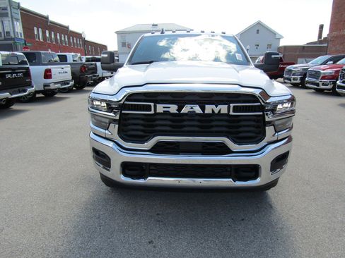 New 2026 RAM 3500 Tradesman AWD/4WD image 8