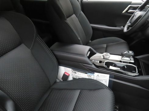 New 2026 Mitsubishi Outlander ES FWD image 25
