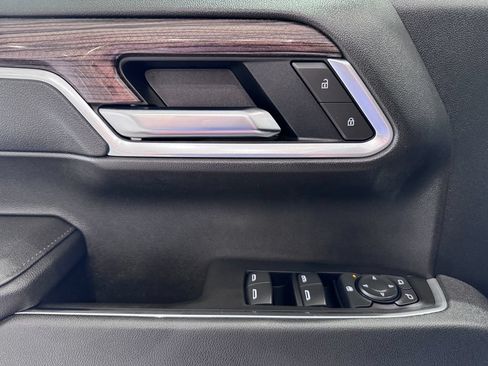 Certified 2025 Chevrolet Silverado 1500 LT AWD/4WD image 26