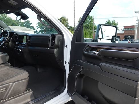 Used 2024 GMC Sierra 3500 SLE AWD/4WD image 31