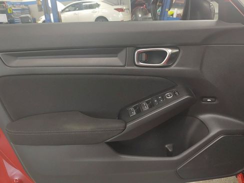 Used 2022 Honda Civic Sport image 13