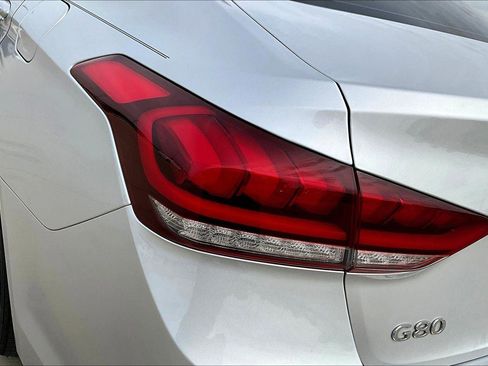 Used 2017 Genesis G80 3.8 w/ Option Group 03 image 39