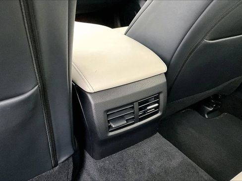 Used 2022 Lexus IS 350 F Sport image 30