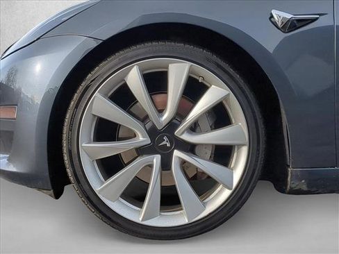 Used 2017 Tesla Model 3 Long Range image 29