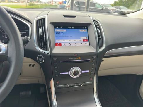 Used 2019 Ford Edge Titanium w/ Cold Weather Package AWD/4WD image 21