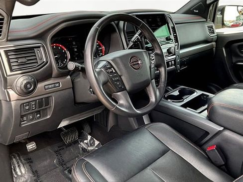 Used 2023 Nissan Titan PRO-4X w/ Pro-4x Convenience Package image 13