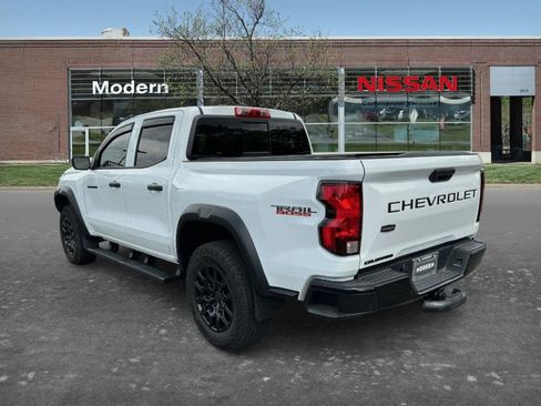 Used 2026 Chevrolet Colorado Trail Boss AWD/4WD image 2