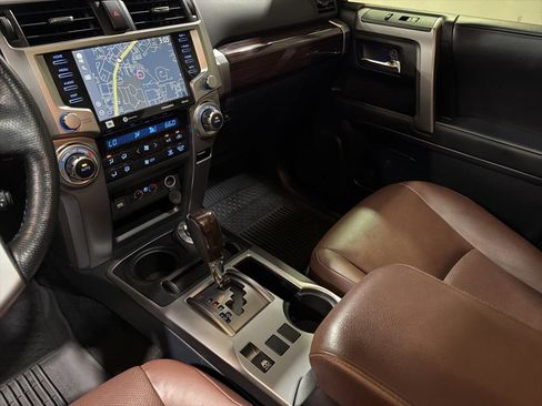 Used 2023 Toyota 4Runner Limited image 21