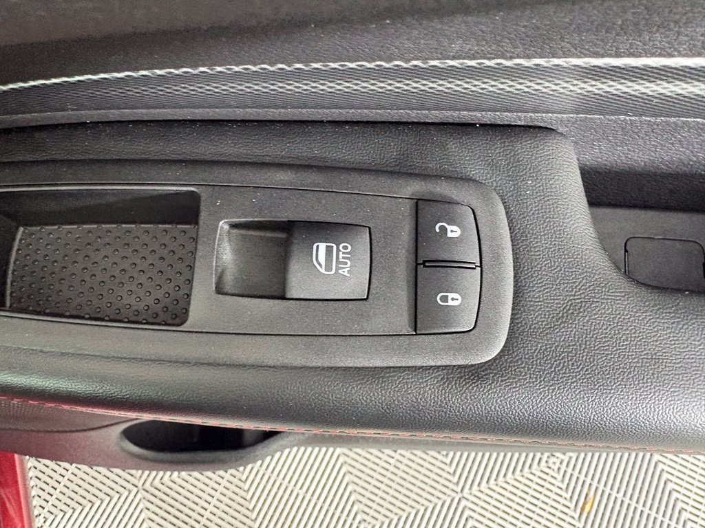Used 2025 Dodge Durango GT w/ Blacktop Package RWD image 36