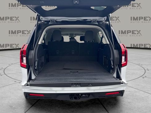 Used 2025 Ford Expedition Max Active RWD image 16