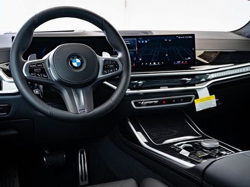 New 2026 BMW X7 xDrive40i w/ M Sport Package image 4