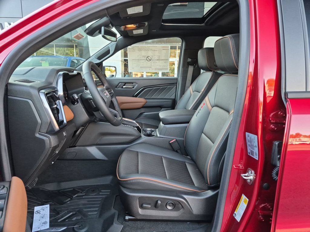 New 2026 GMC Canyon AT4 w/ Technology Plus Package AWD/4WD image 18