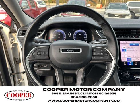 Used 2021 Jeep Grand Cherokee L Limited image 32