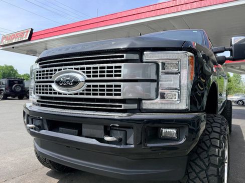 Used 2019 Ford F250 Platinum w/ Platinum Ultimate Package image 17
