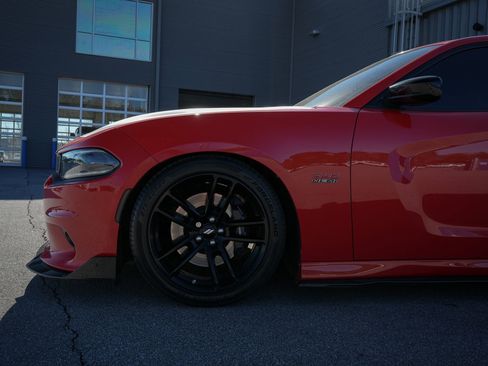 Used 2023 Dodge Charger Scat Pack RWD image 4
