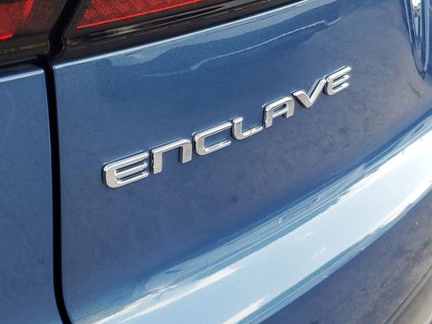 Used 2025 Buick Enclave Preferred w/ Power Package FWD image 6