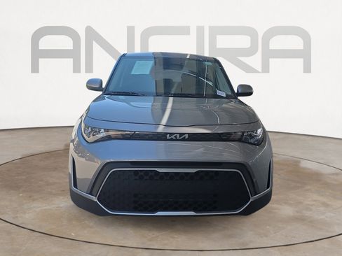 Certified 2025 Kia Soul LX w/ LX Technology Package FWD image 3