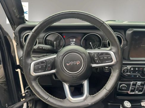 Used 2021 Jeep Wrangler Unlimited Sahara w/ Cold Weather Group AWD/4WD image 18