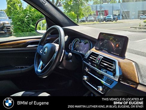 Used 2019 BMW X3 xDrive30i w/ Premium Package AWD/4WD image 12