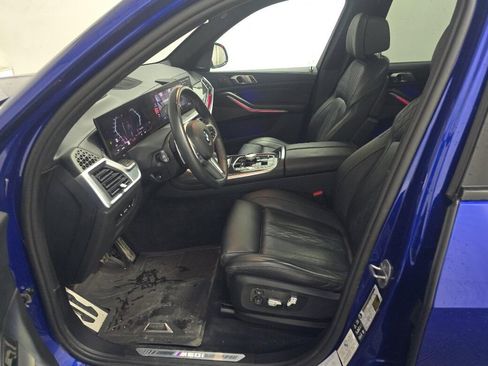 Used 2024 BMW X7 M60i image 7