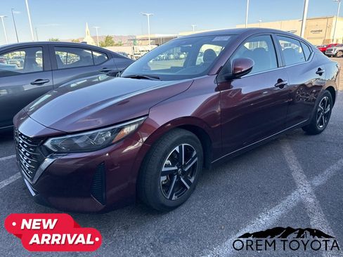 Used 2025 Nissan Sentra SV FWD image 2