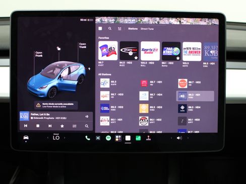 Used 2021 Tesla Model Y Long Range AWD/4WD image 18
