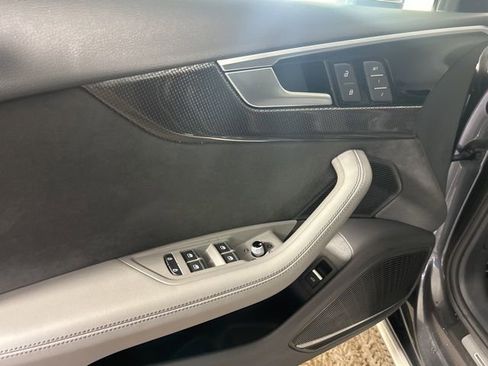 Used 2022 Audi S4 Premium Plus w/ Premium Plus Package image 19