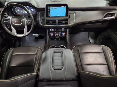 Used 2023 GMC Yukon XL SLT AWD/4WD image 47